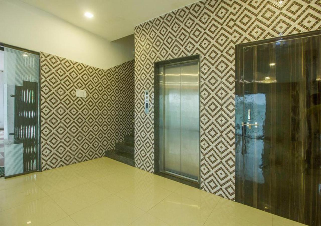 Hotel Wayfare Shirdi Esterno foto